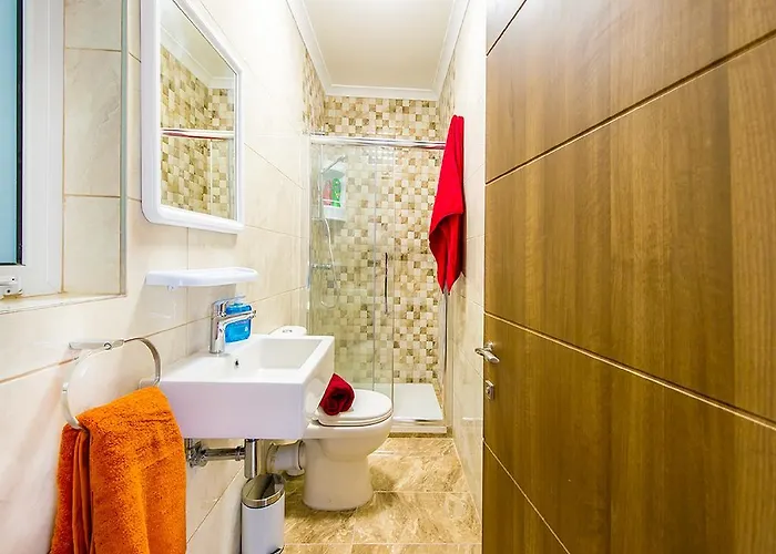 Bayside * St. Julian's