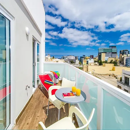 Apartment Bayside