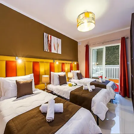 Bayside Apartment *
