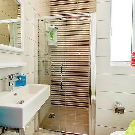 Bayside * Saint Julian's