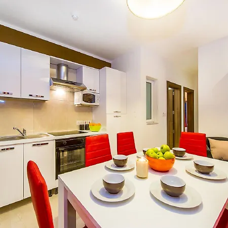 Bayside Apartment